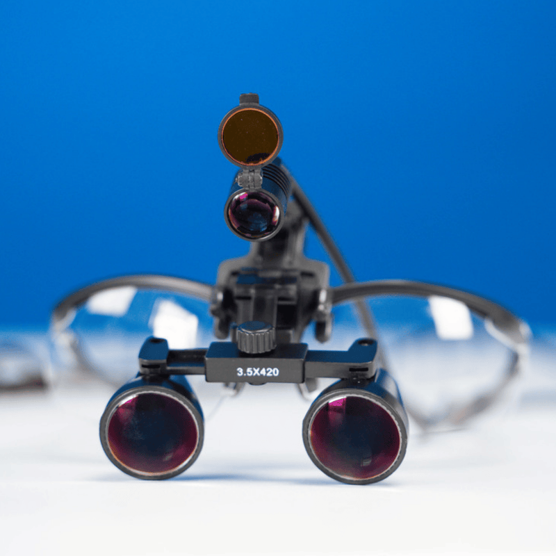 LED-Lichtsystem für Lupenbrille